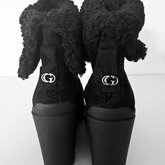 Women's Guess Tabloid Black Logo Wedge Bootie 7.5M NWOT - Picture 3 of 8